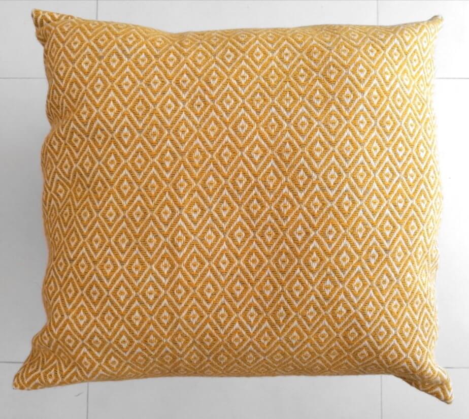 Yellow cushion cover - Diamond pattern