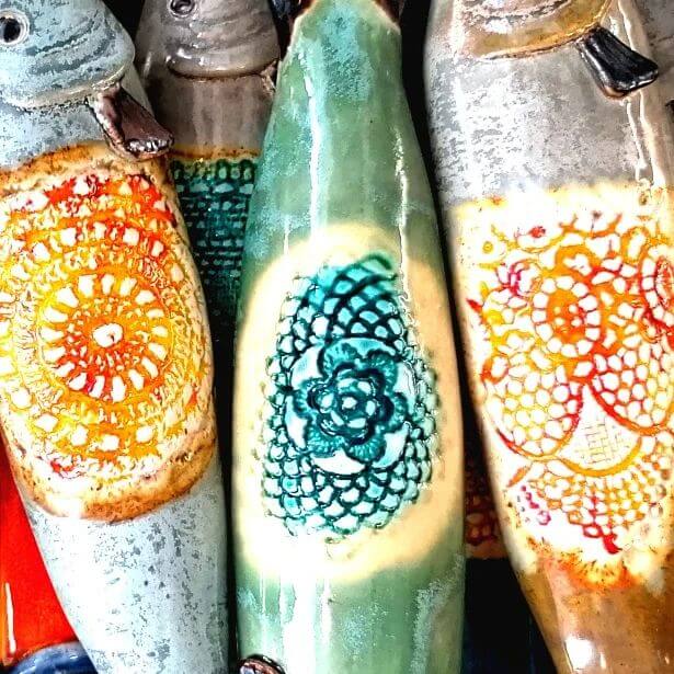 Sardinhas de cerâmica (cores sortidas)