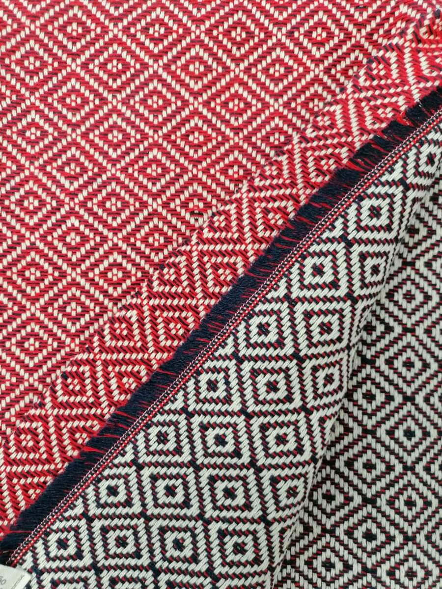 Cotton Blankets - Dark Red Diamond - detail